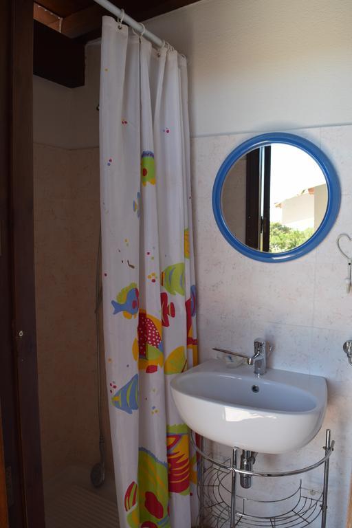 Battistina Holiday Home Коста Рей Екстериор снимка