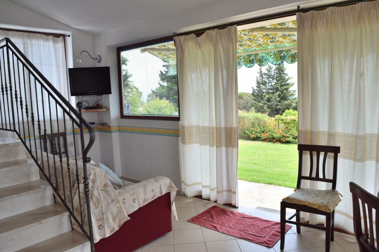 Battistina Holiday Home Коста Рей Екстериор снимка