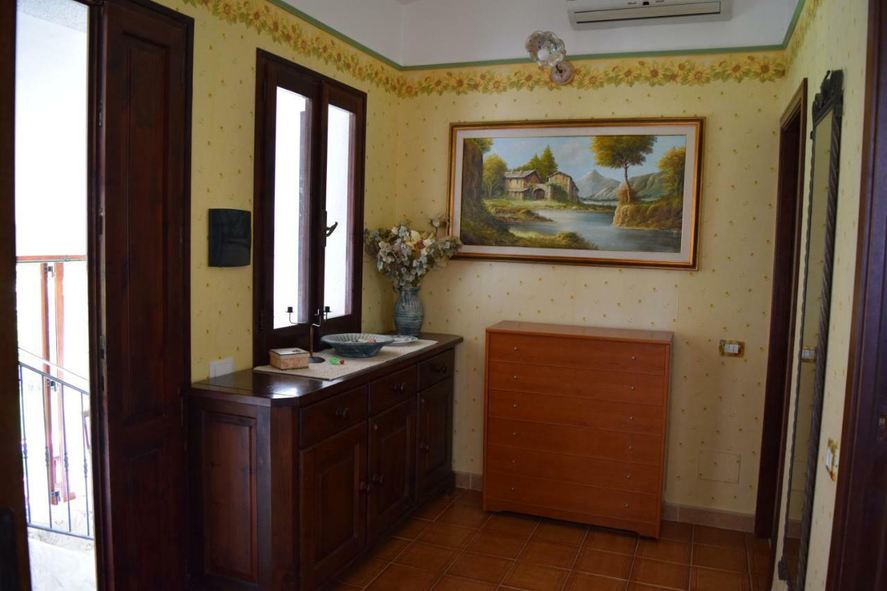 Battistina Holiday Home Коста Рей Екстериор снимка