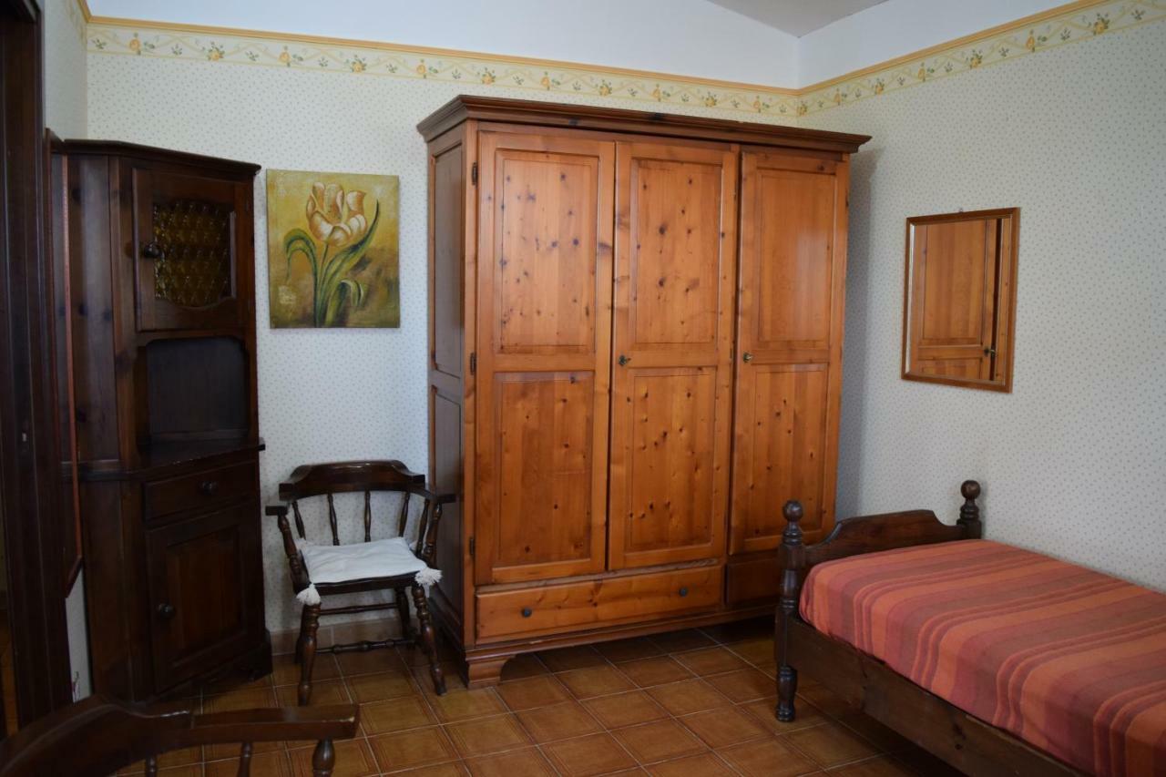 Battistina Holiday Home Коста Рей Екстериор снимка