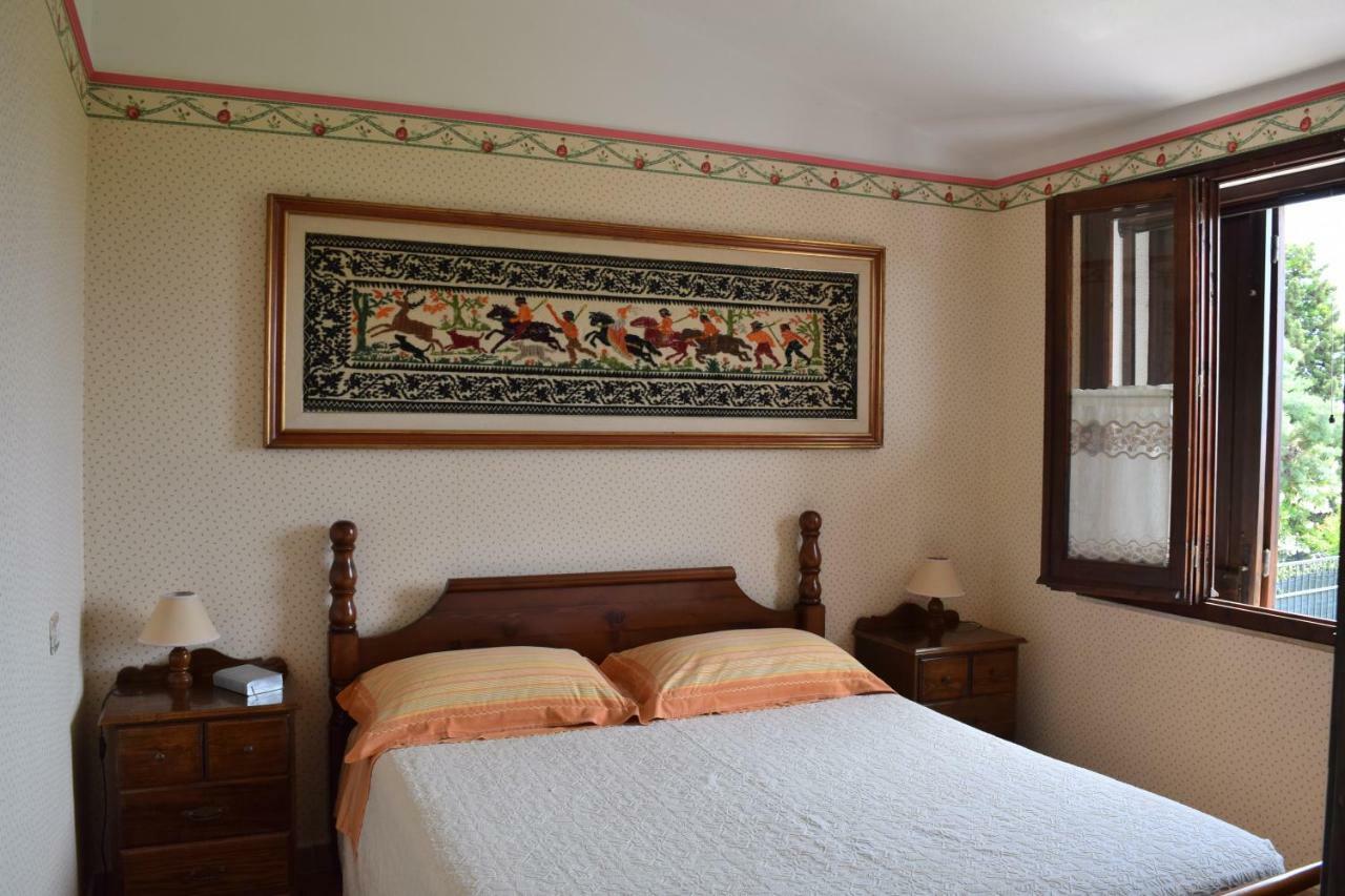 Battistina Holiday Home Коста Рей Екстериор снимка