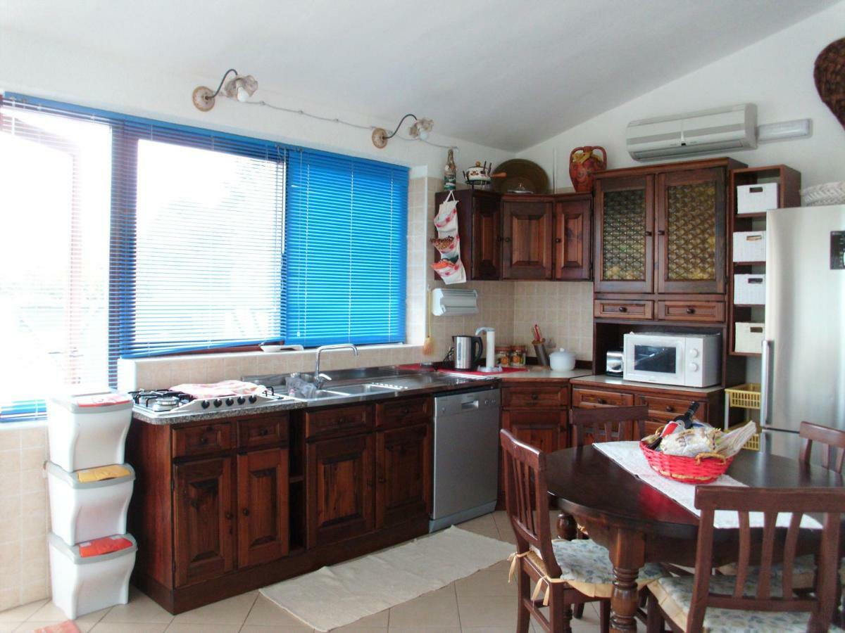 Battistina Holiday Home Коста Рей Екстериор снимка